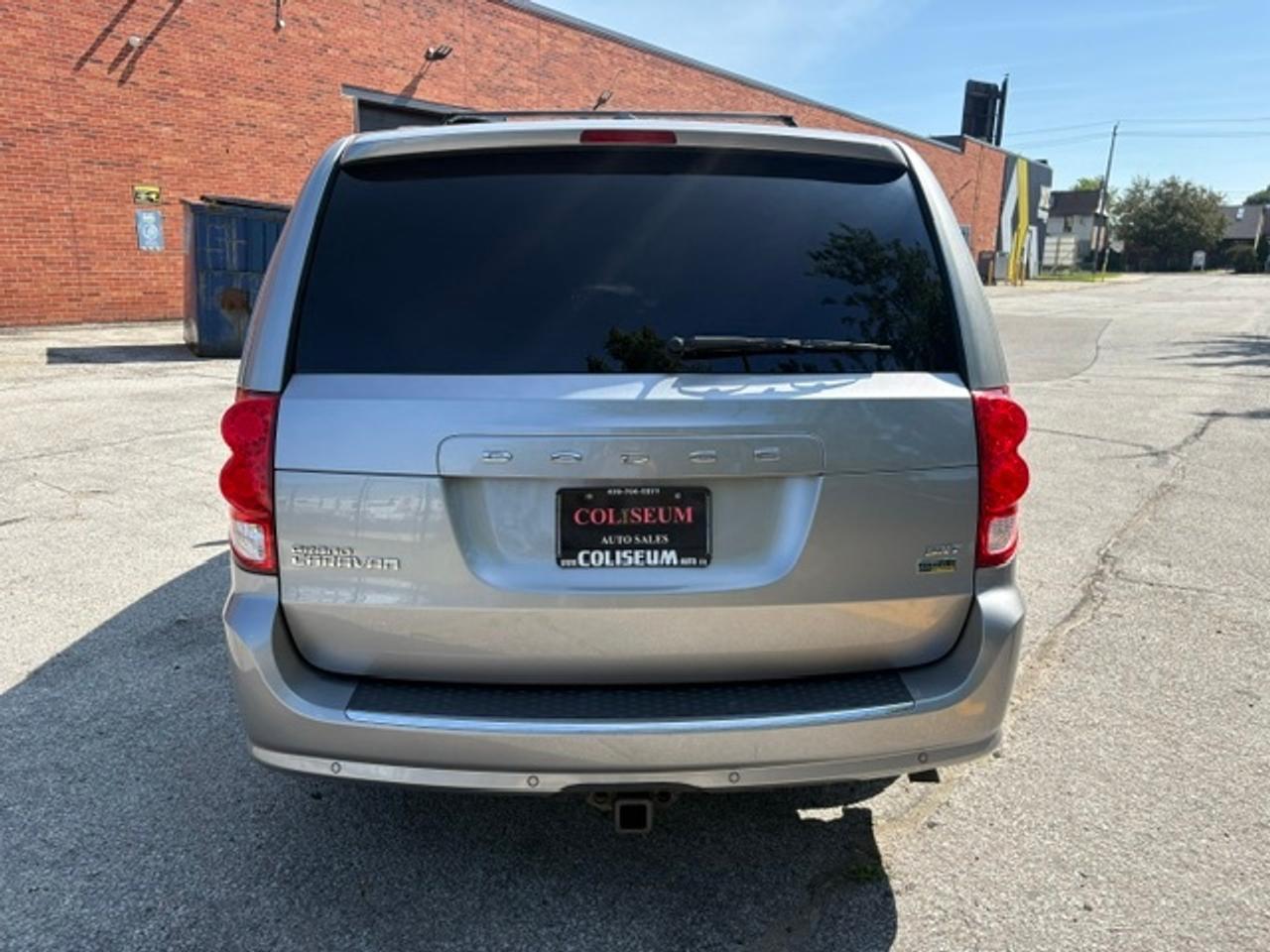 2016 Dodge Grand Caravan SXT ONLY 82KM-FULL STOW N GO-TOW PKG-1 OWNER Photo