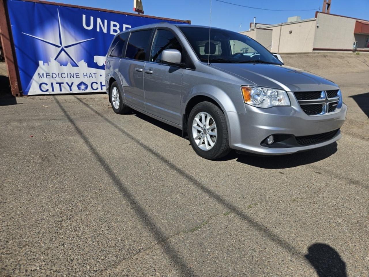 Used 2020 Dodge Grand Caravan PREMIUM PLUS for sale in Medicine Hat, AB
