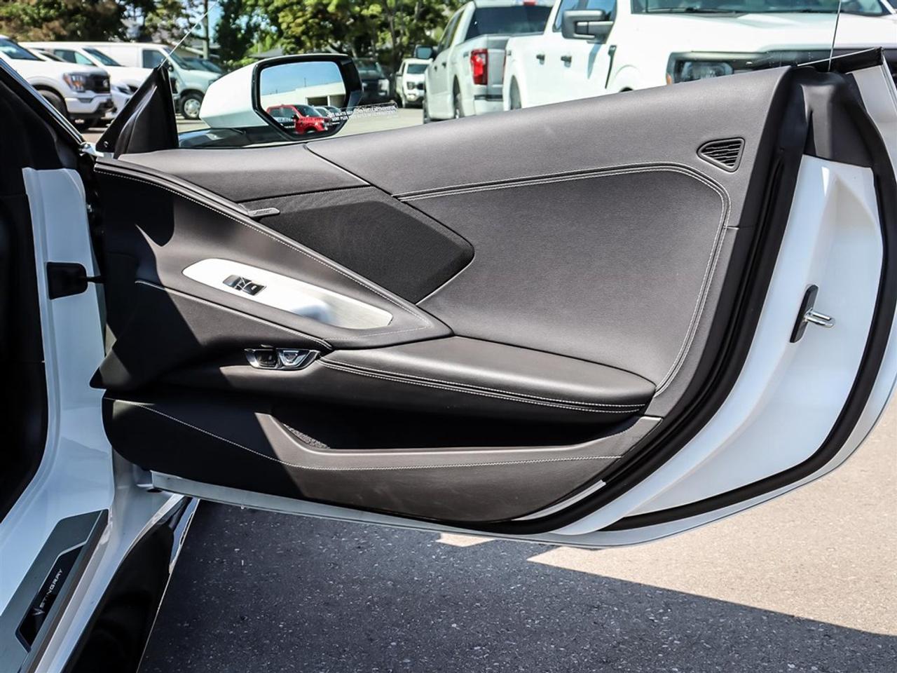2025 Chevrolet Corvette 2dr Stingray Conv w/1LT Photo