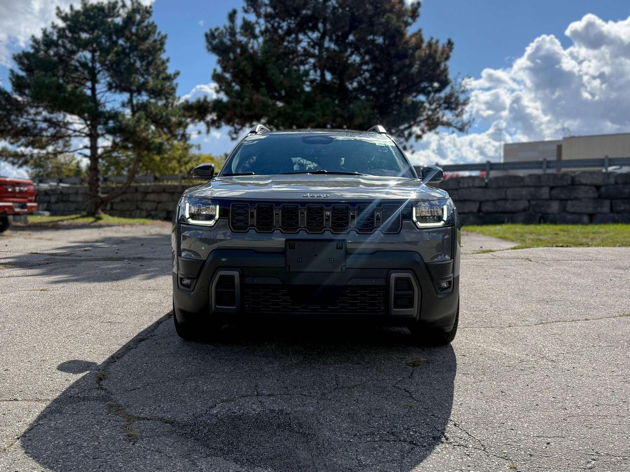 2026 Jeep Cherokee Overland 4x4 Photo1