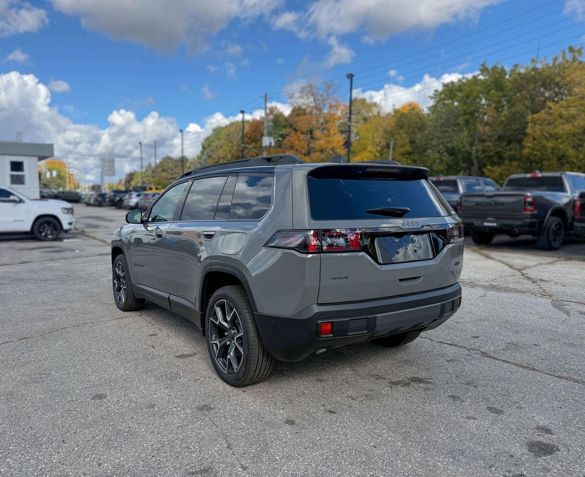 2026 Jeep Cherokee Overland 4x4 Photo