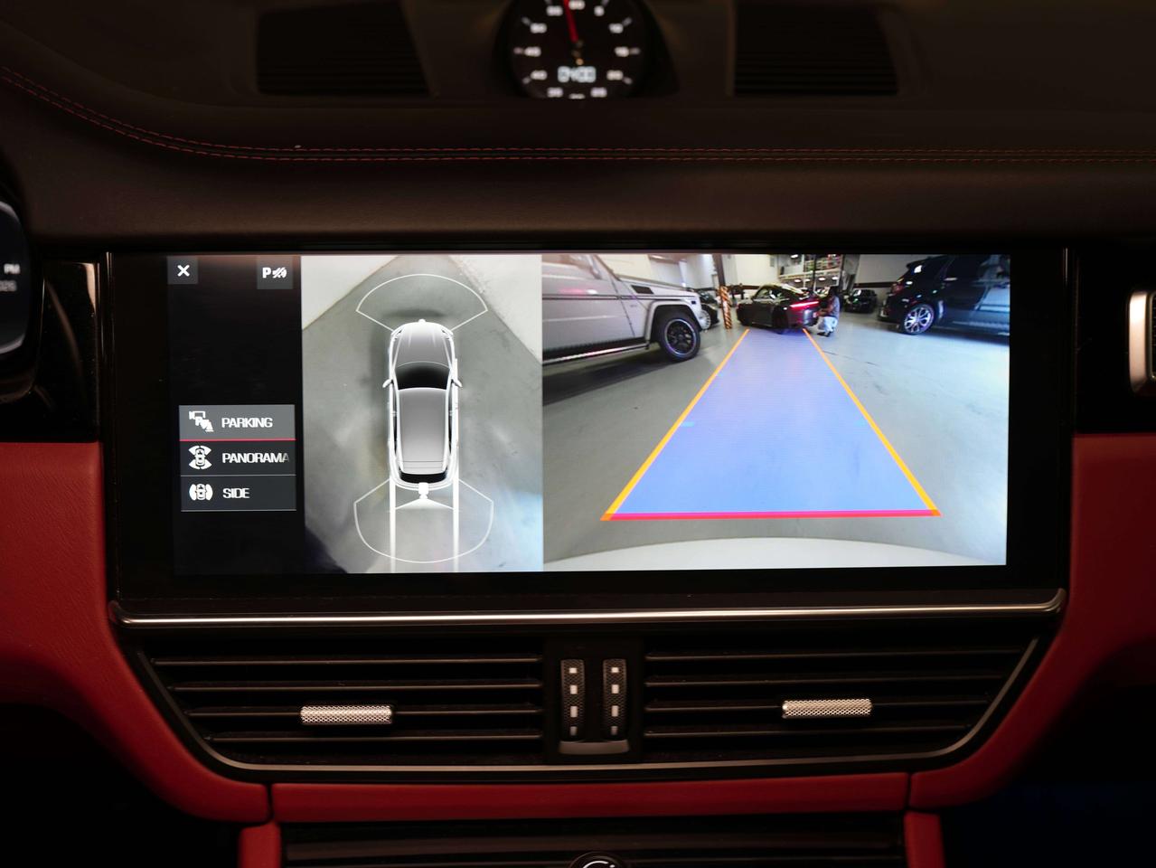 2019 Porsche Cayenne TURBO | BURMESTER | HUD | 21 IN Photo