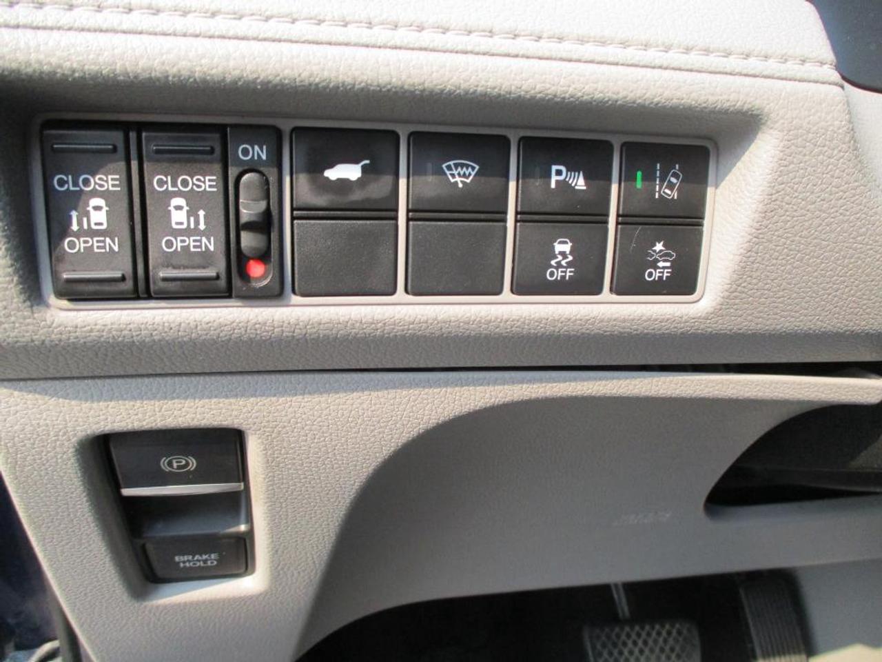 2018 Honda Odyssey EX-L - Photo #10