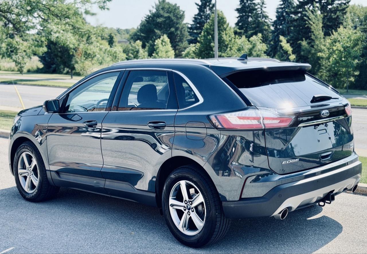 2019 Ford Edge SEL AWD Photo