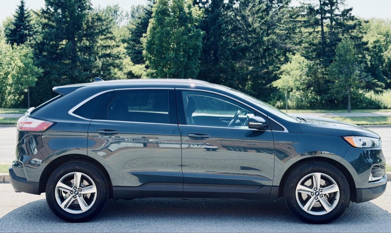 2019 Ford Edge SEL AWD Photo