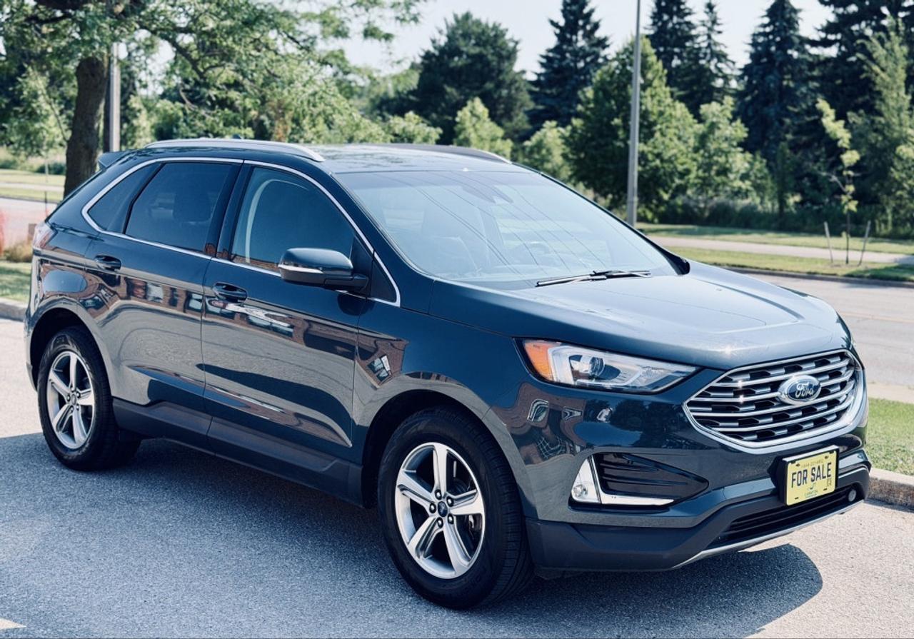 2019 Ford Edge SEL AWD Photo