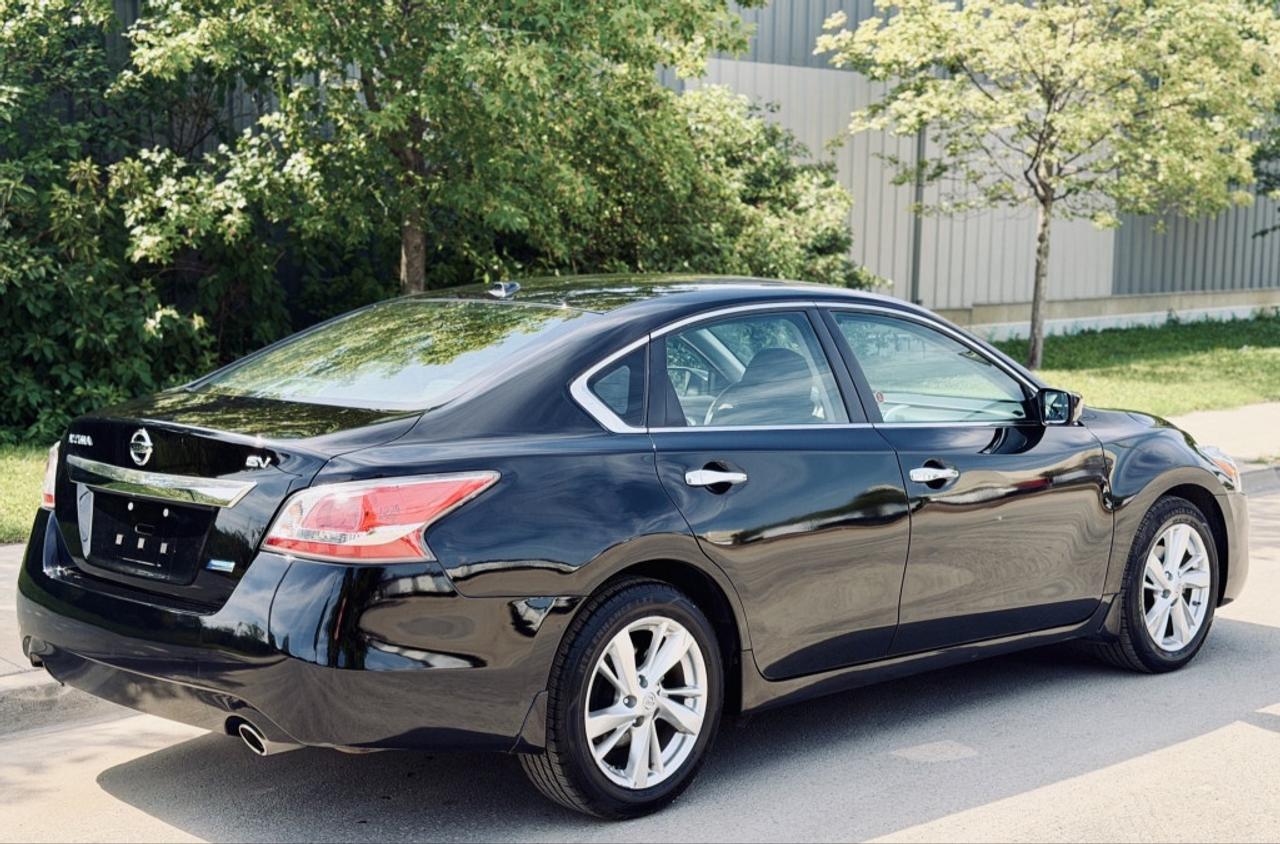 2015 Nissan Altima 2.5 SV Photo