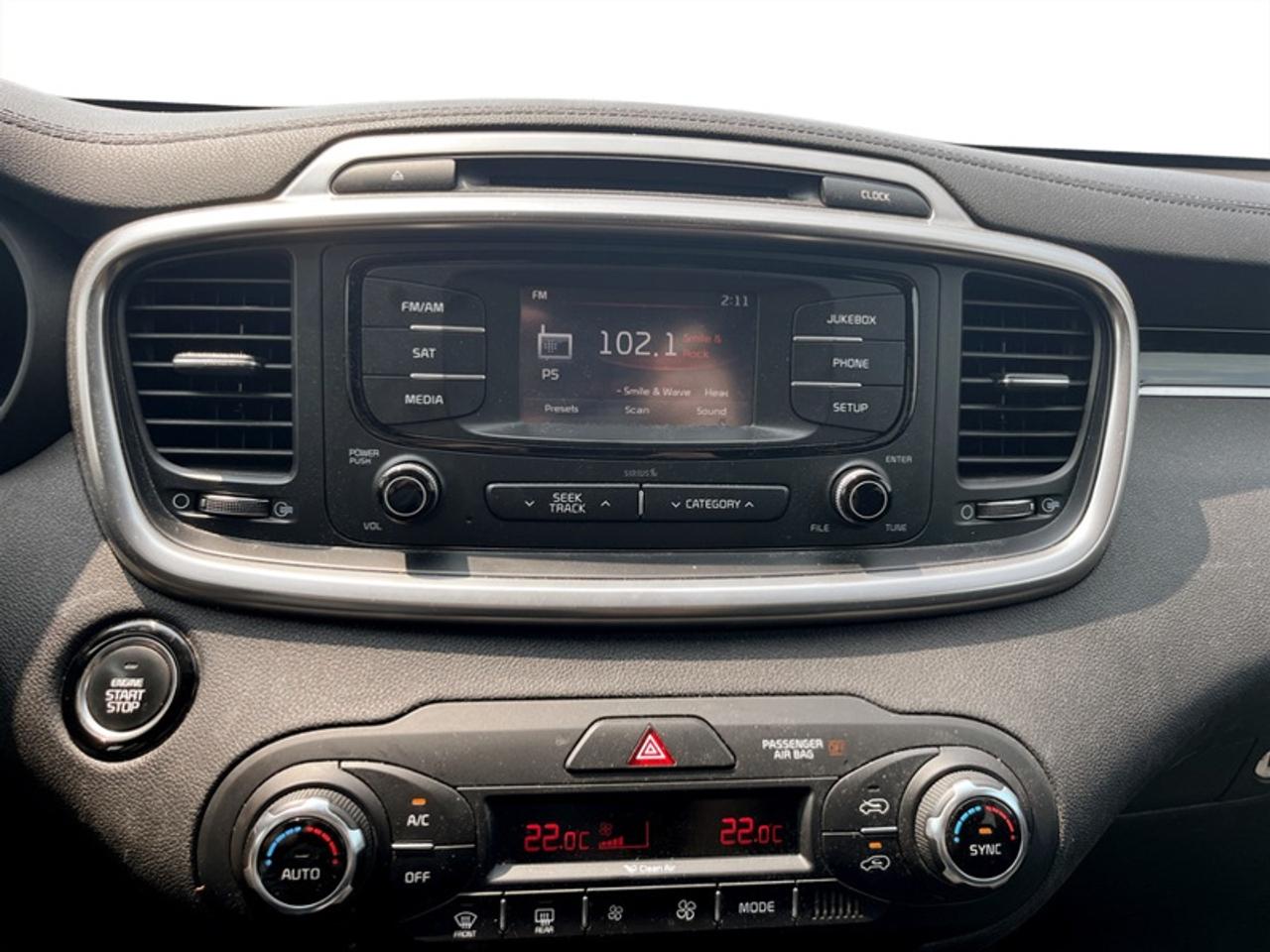 2016 Kia Sorento EX Photo