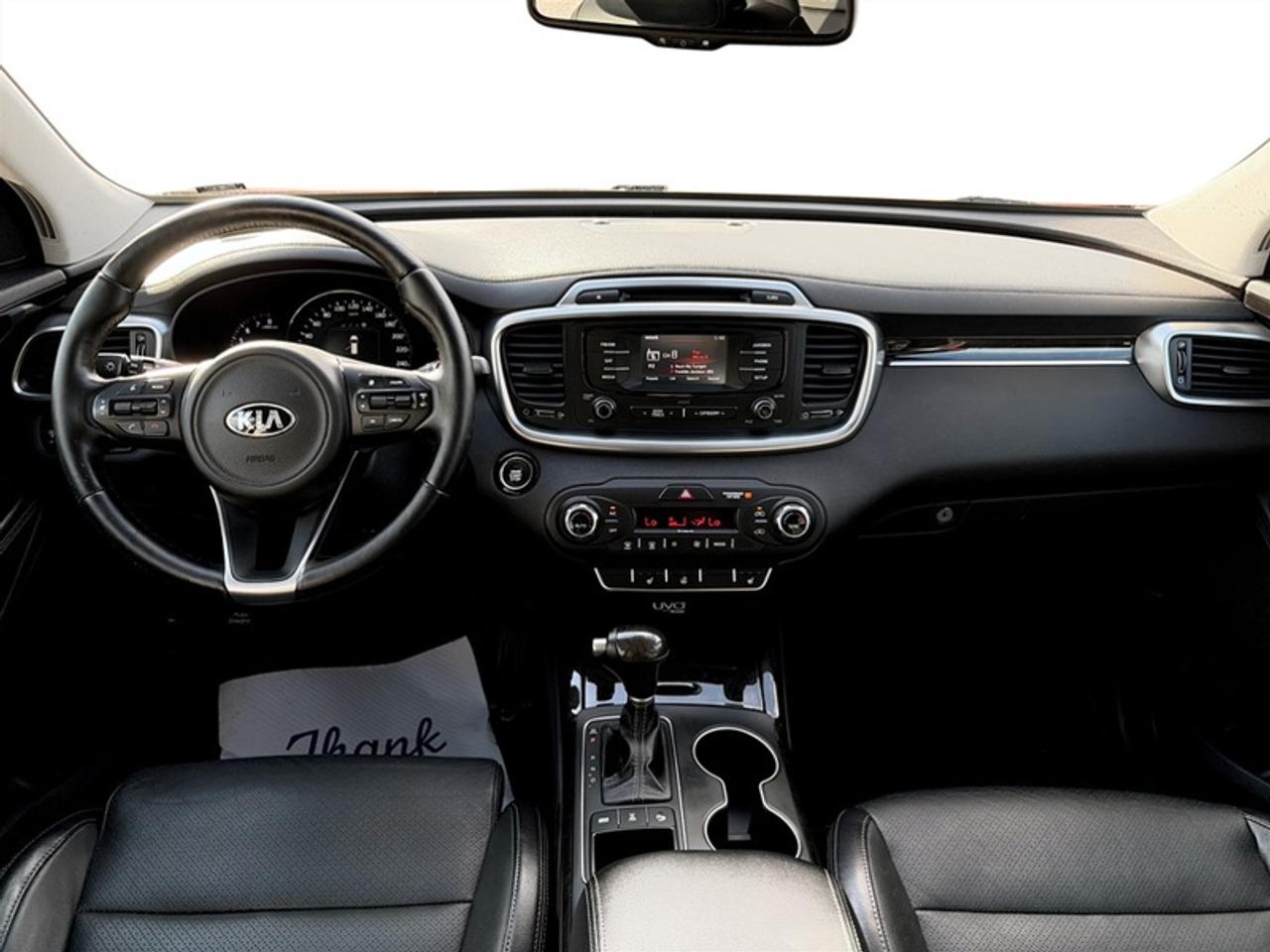 2016 Kia Sorento EX  **GREAT MILEAGE** Photo