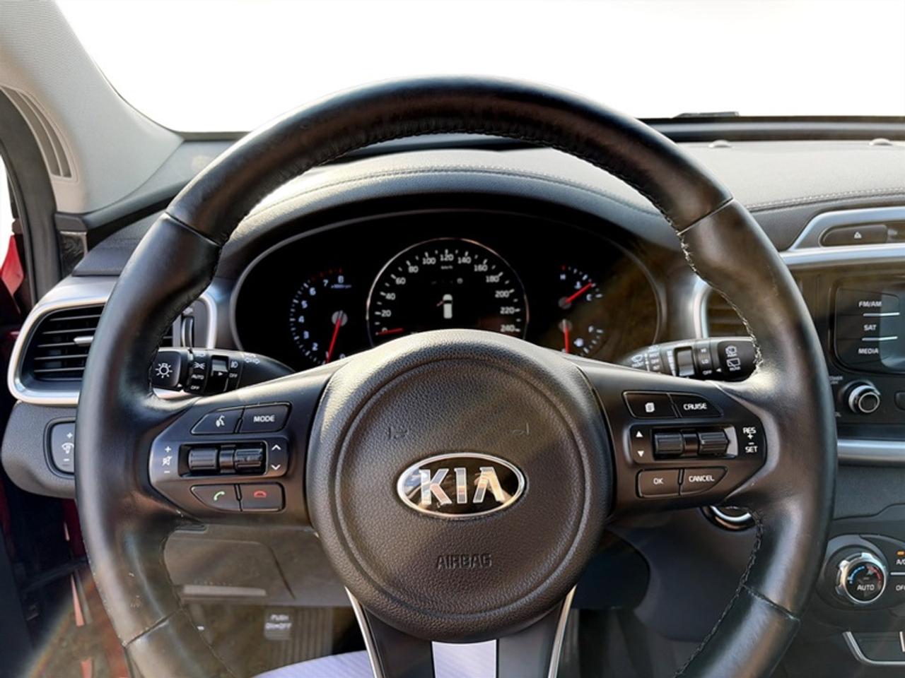 2016 Kia Sorento EX  **GREAT MILEAGE** Photo