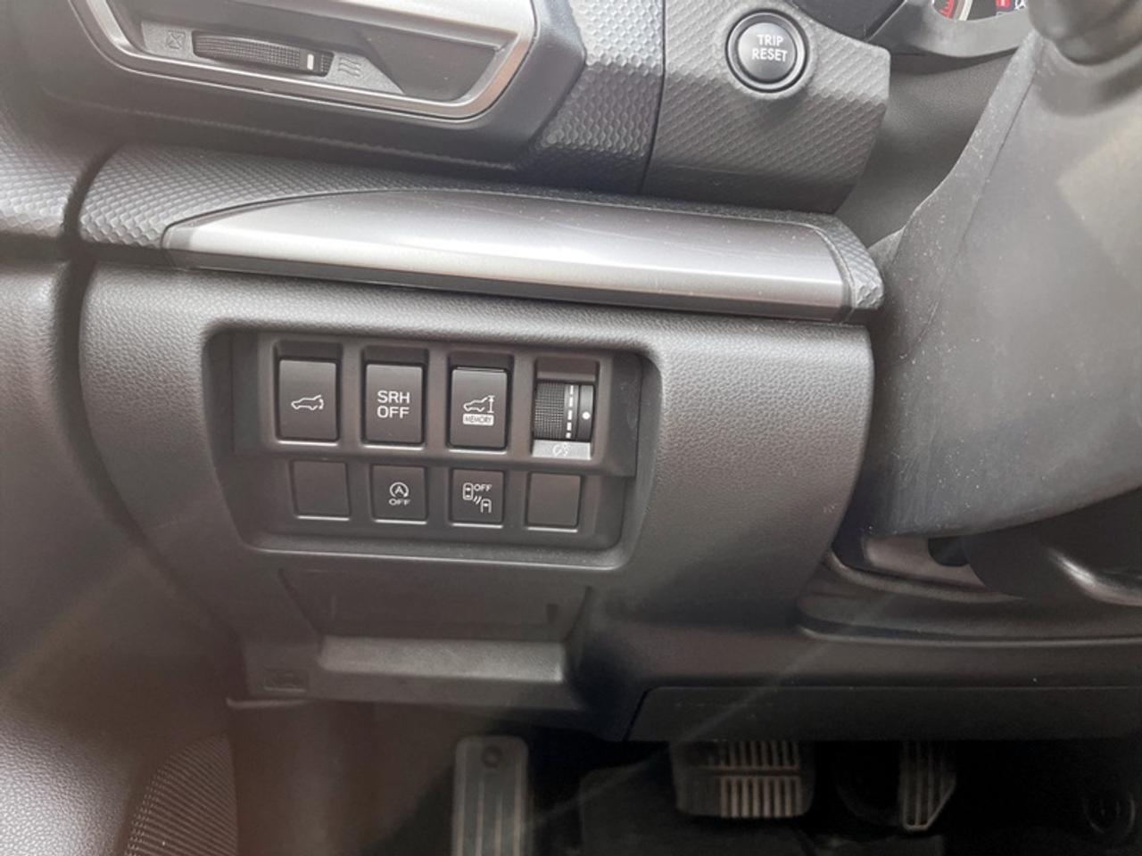 2023 Subaru Forester TOURING Photo