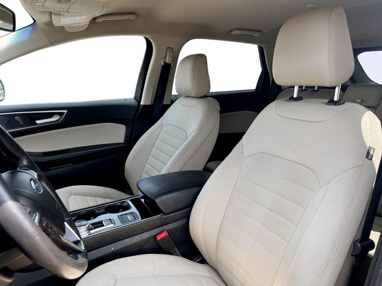 2020 Ford Edge SEL w/Convenience Pkg  **CLEAN CARFAX** Photo