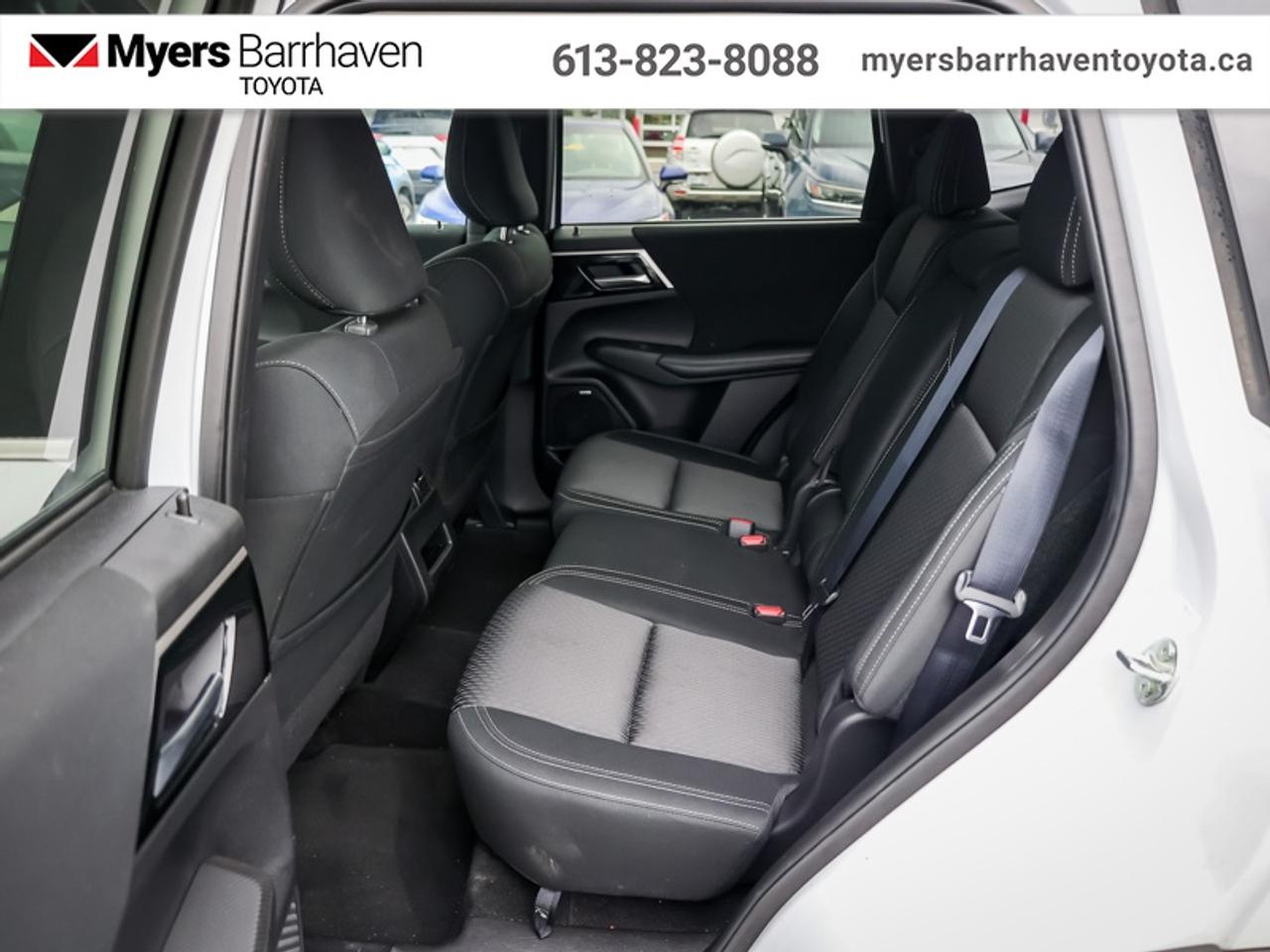 2025 Mitsubishi Outlander ES S-AWC  - Heated Seats - $229 B/W Photo