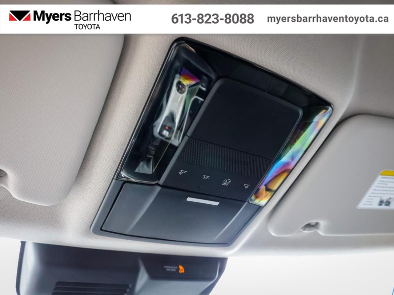 2025 Mitsubishi Outlander ES S-AWC  - Heated Seats - $229 B/W Photo