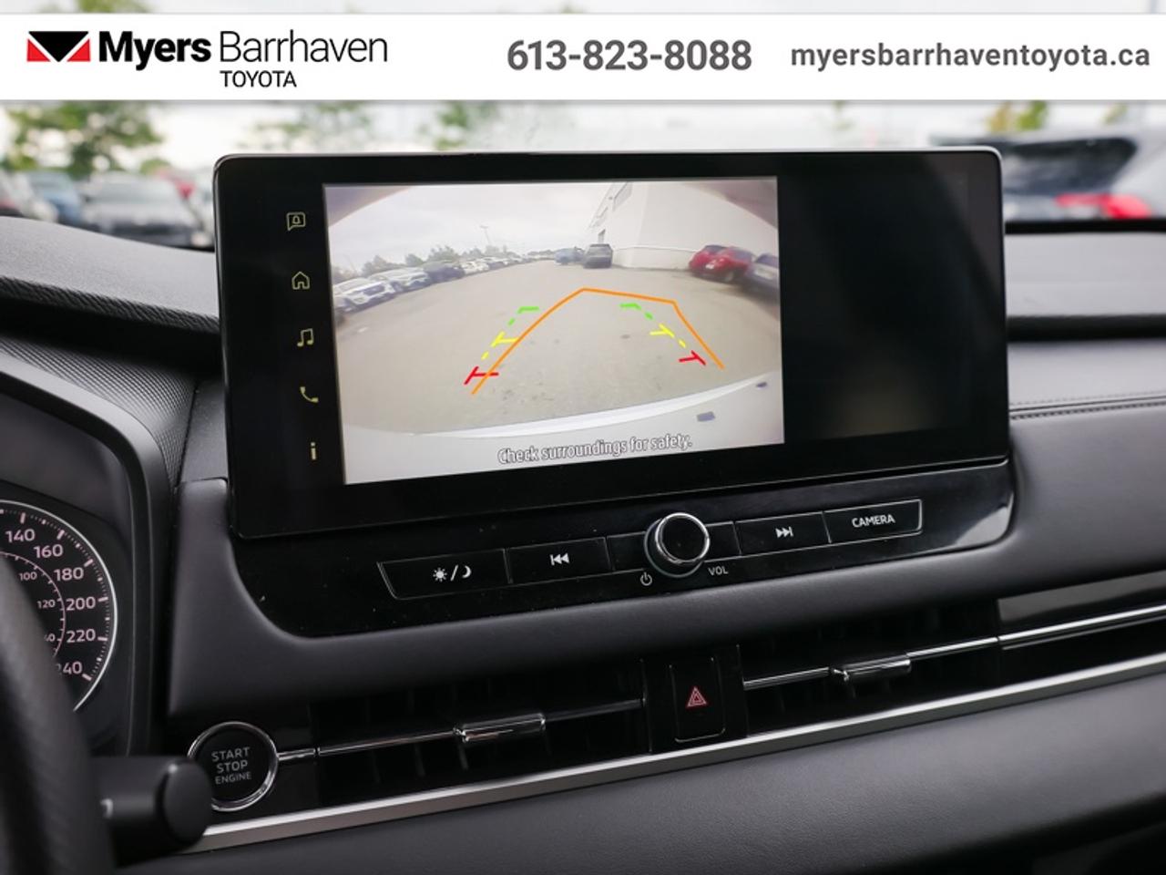 2025 Mitsubishi Outlander ES S-AWC  - Heated Seats - $229 B/W Photo
