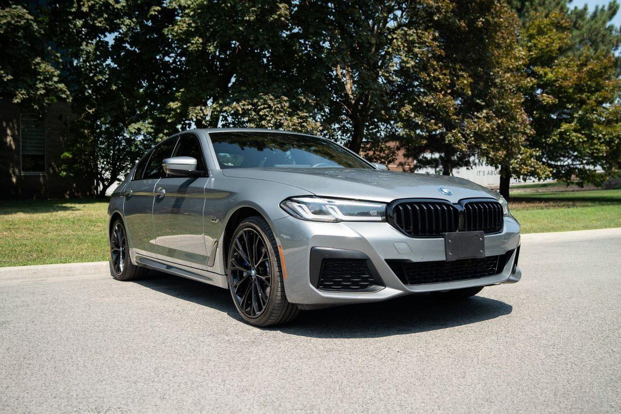 2023 BMW 5 Series 530e xDrive Photo