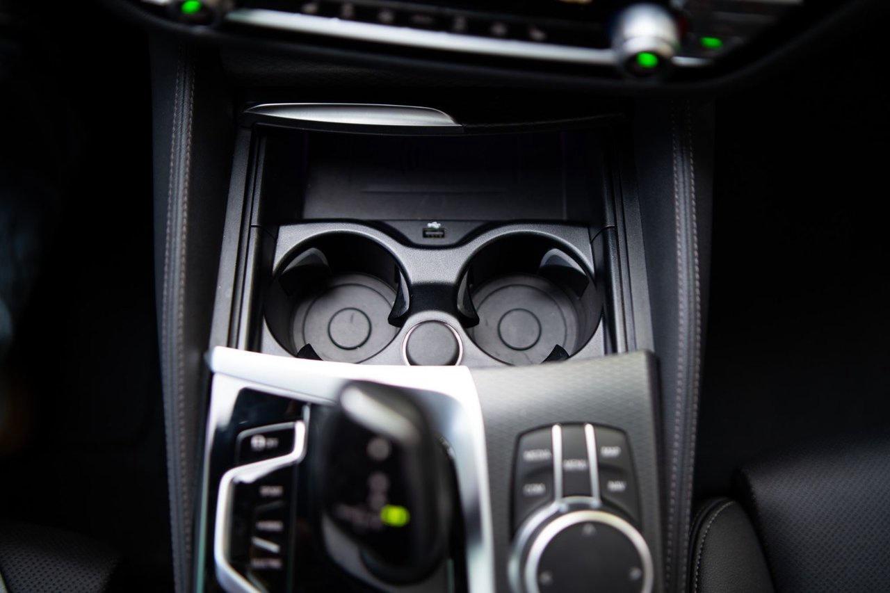 2023 BMW 5 Series 530e xDrive Photo