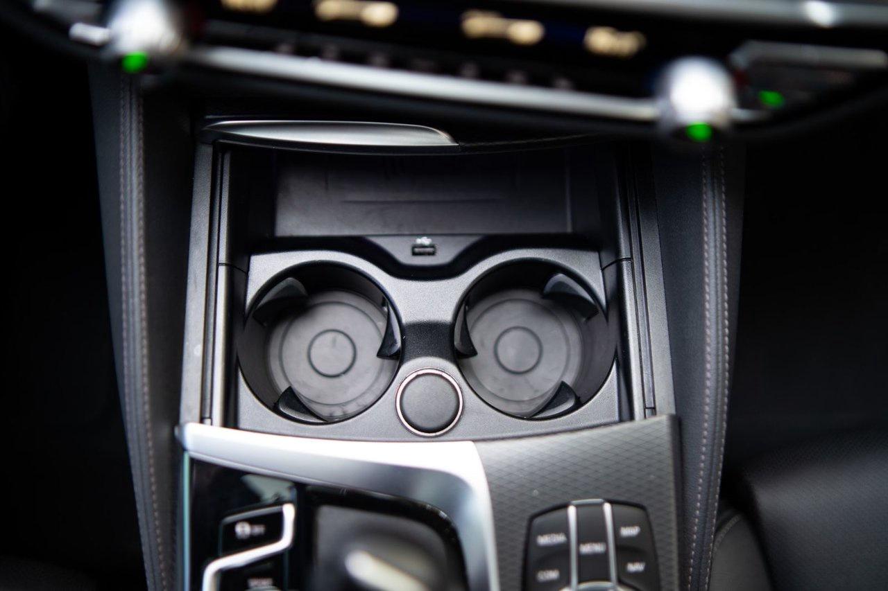 2023 BMW 5 Series 530e xDrive Photo