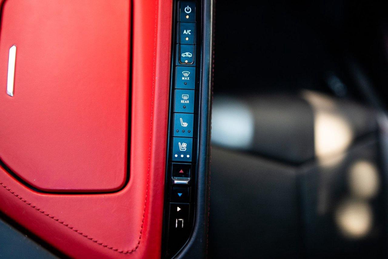 2023 Chevrolet Corvette 3LT Photo