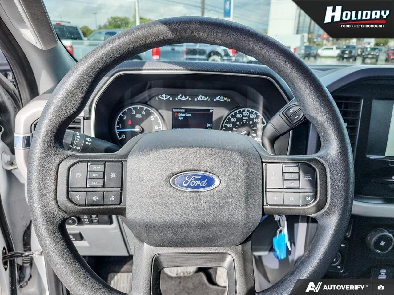 2023 Ford F-150 XLT Photo