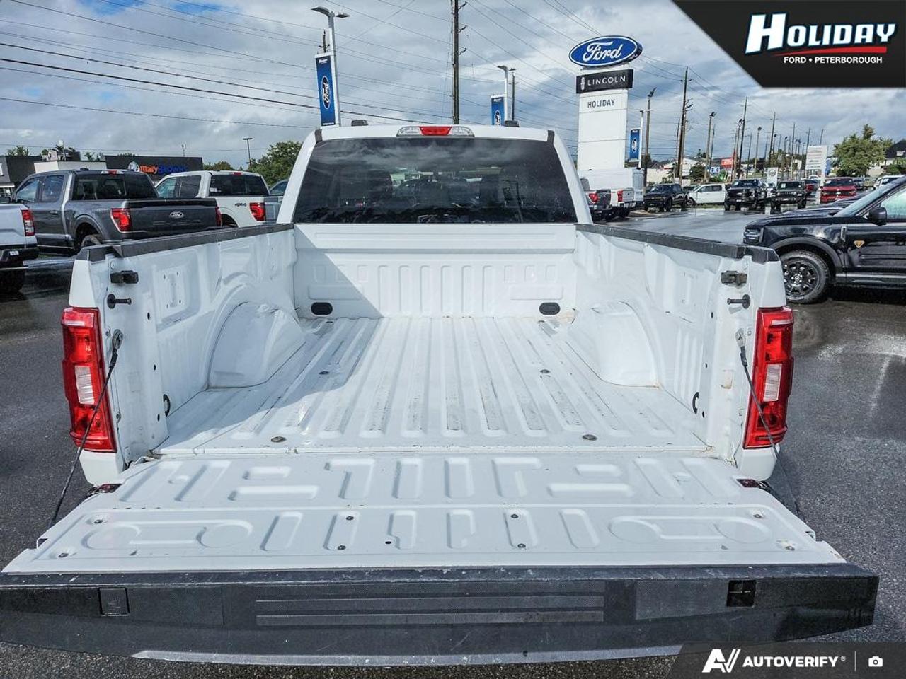 2023 Ford F-150 XLT Photo