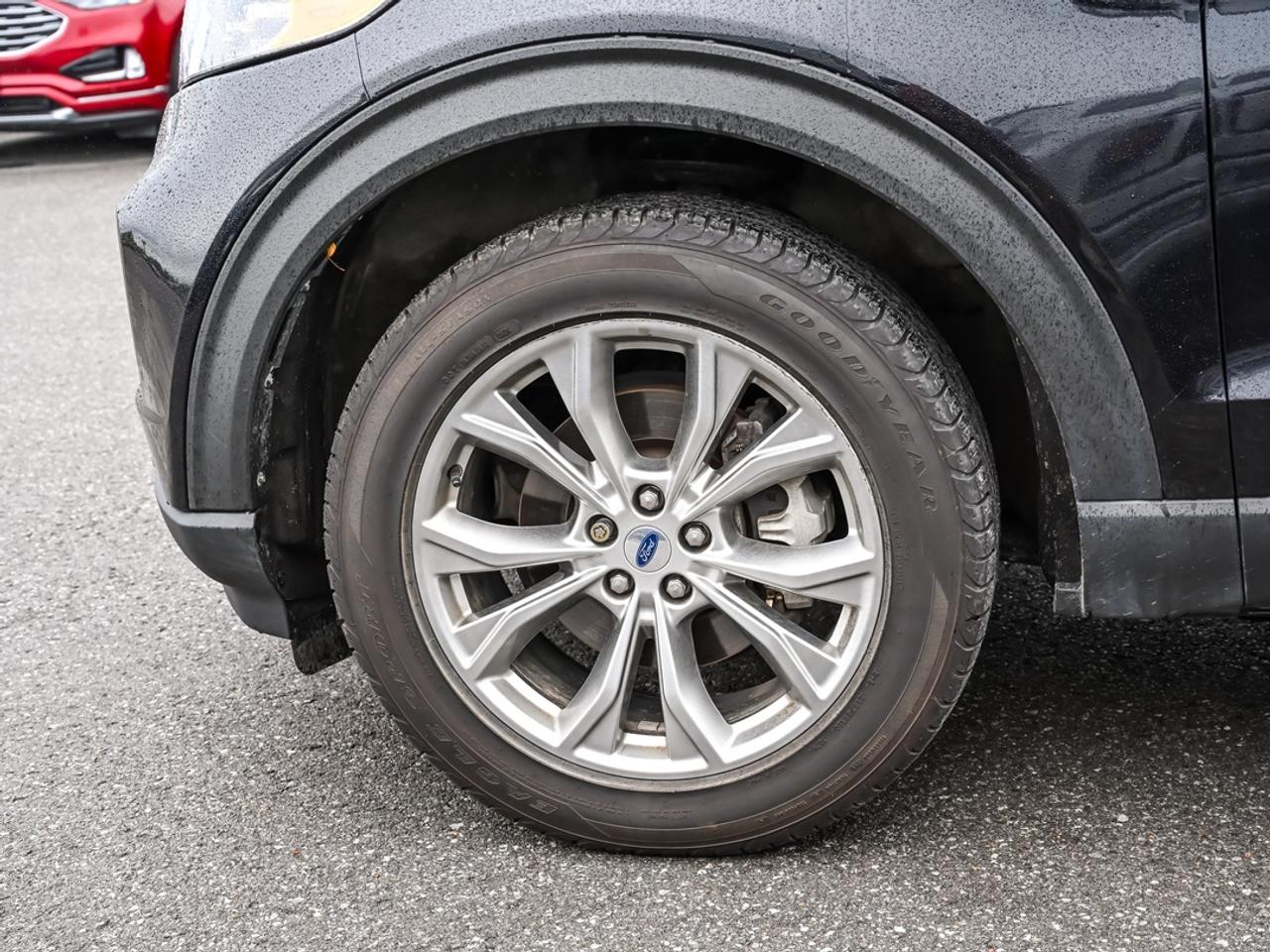 2022 Ford Explorer LIMITED Photo
