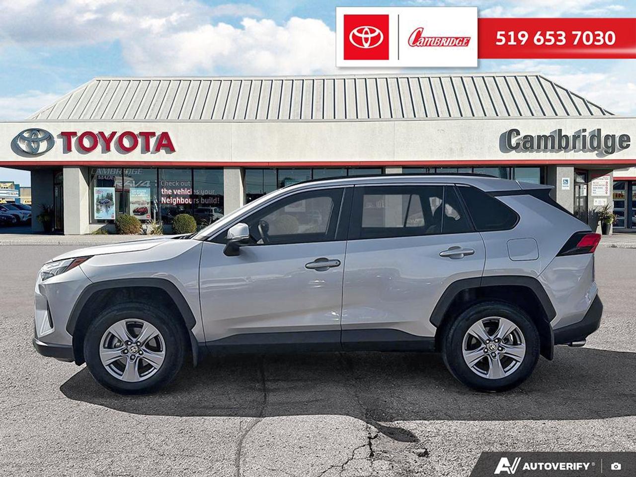 2024 Toyota RAV4 XLE Photo2
