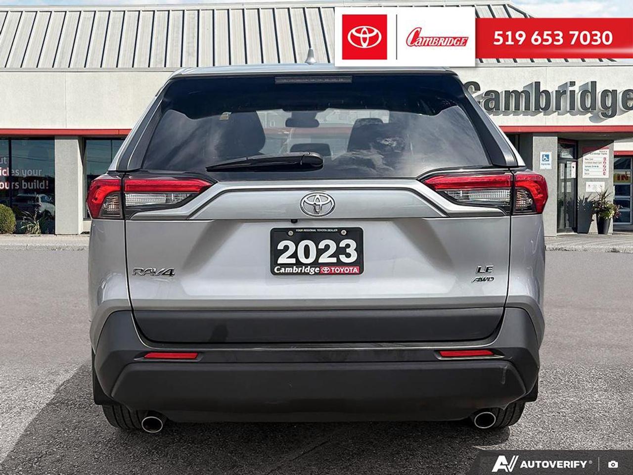 2023 Toyota RAV4 LE Photo4