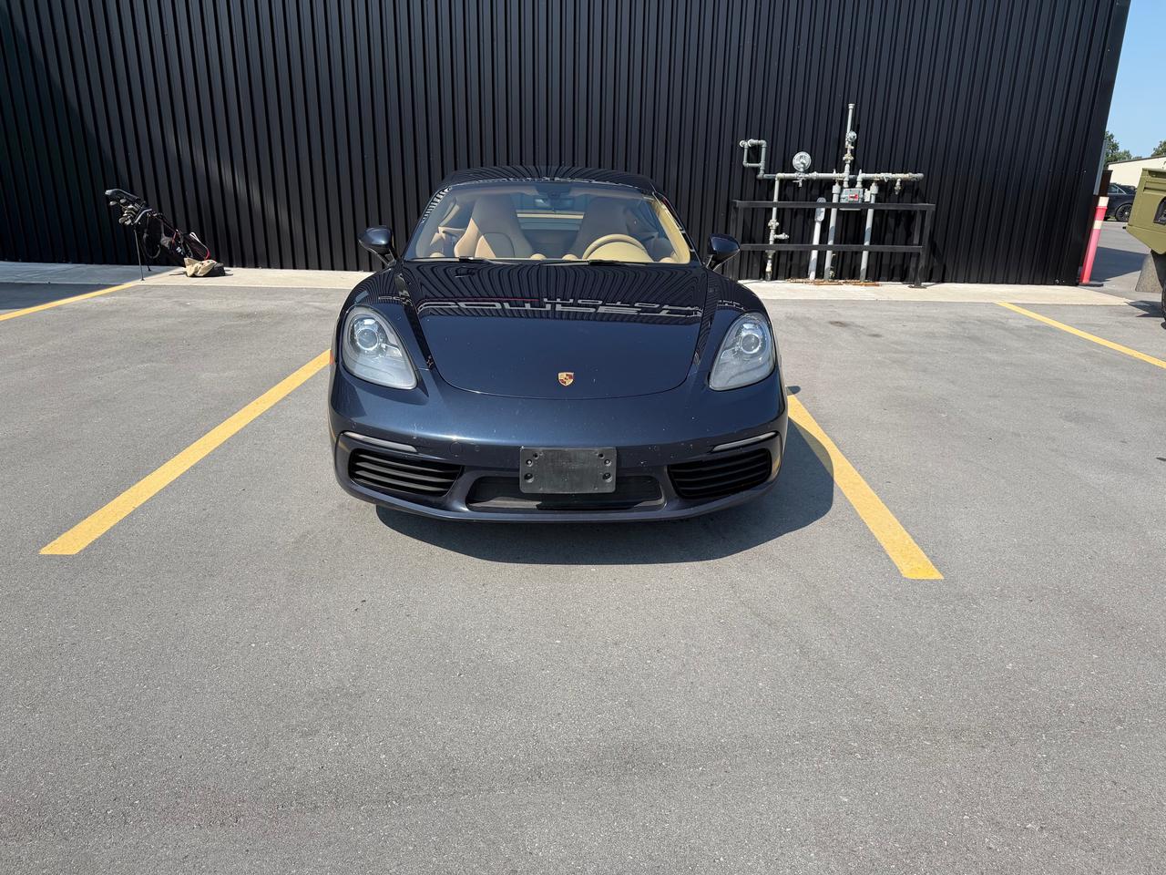 2017 Porsche 718 Cayman S Photo