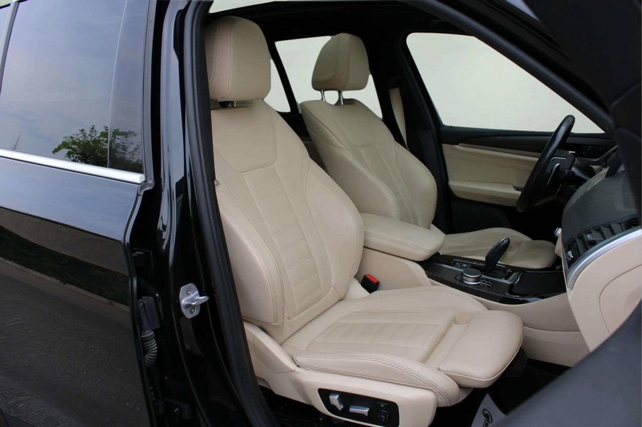 2019 BMW X3 xDrive30i Photo