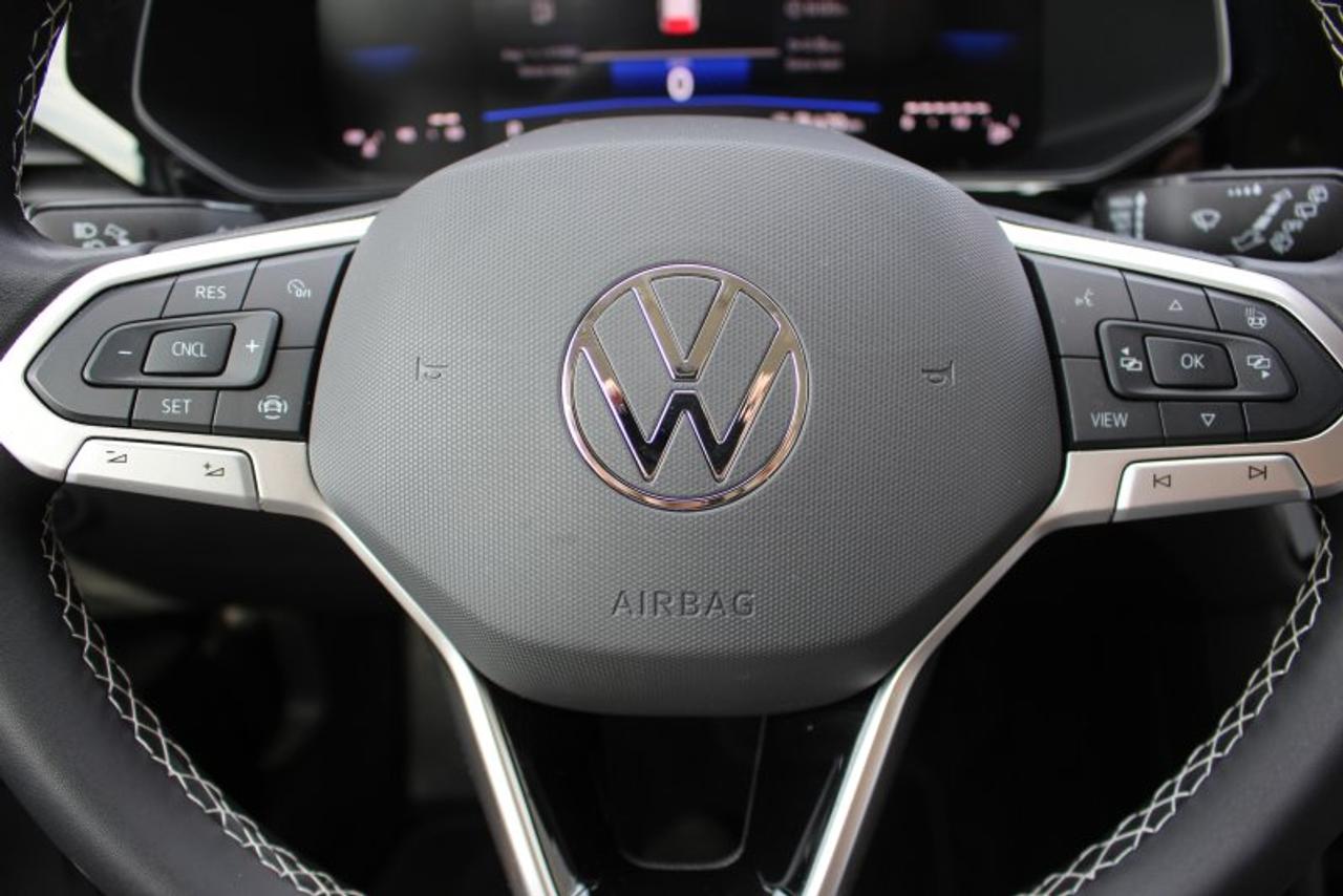 2024 Volkswagen Taos Trendline*Low Ks*AWD*Heated Seats*CarPlay*Rear Cam Photo