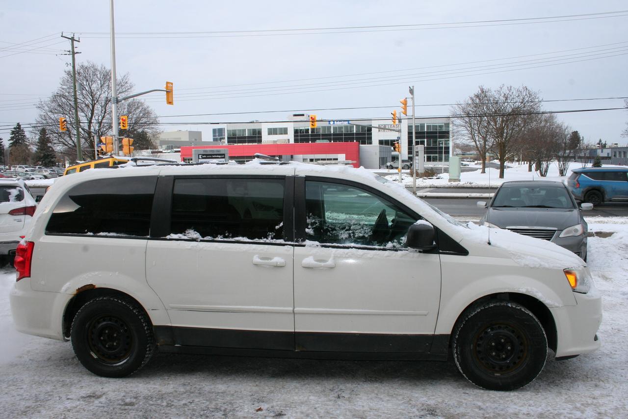 2012 Dodge Grand Caravan SXT Photo