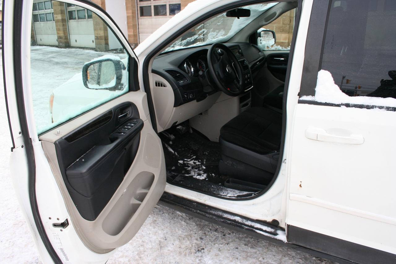 2012 Dodge Grand Caravan SXT Photo