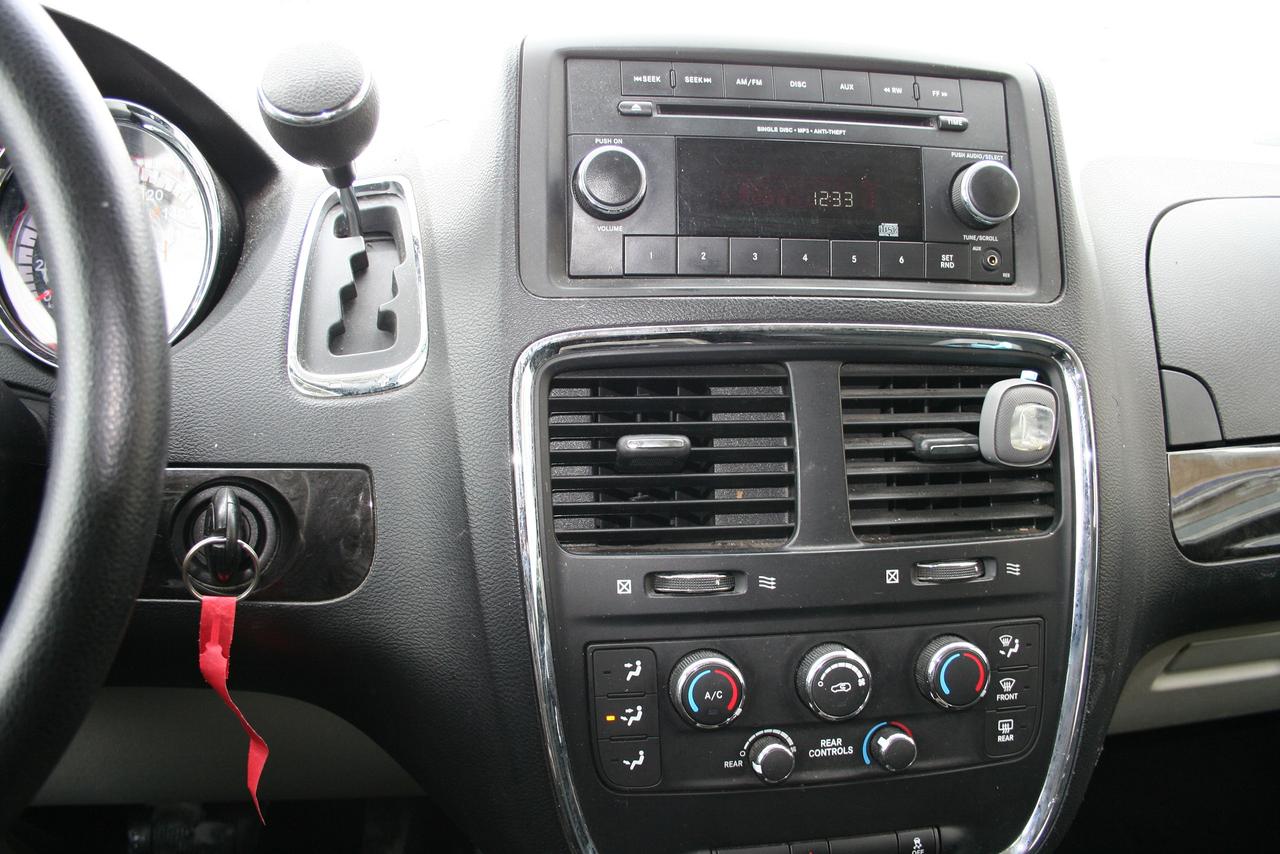 2012 Dodge Grand Caravan SXT Photo