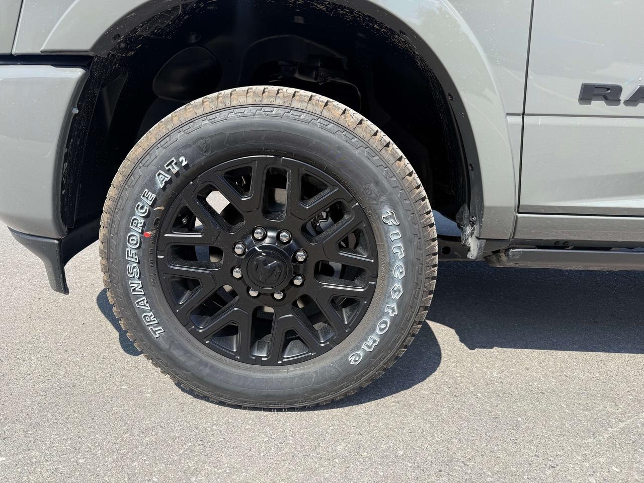 2027 RAM 3500 Limited 4x4 Crew Cab Photo
