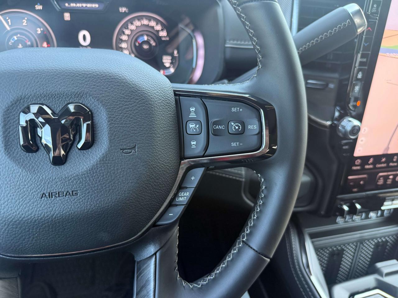 2027 RAM 3500 Limited 4x4 Crew Cab Photo