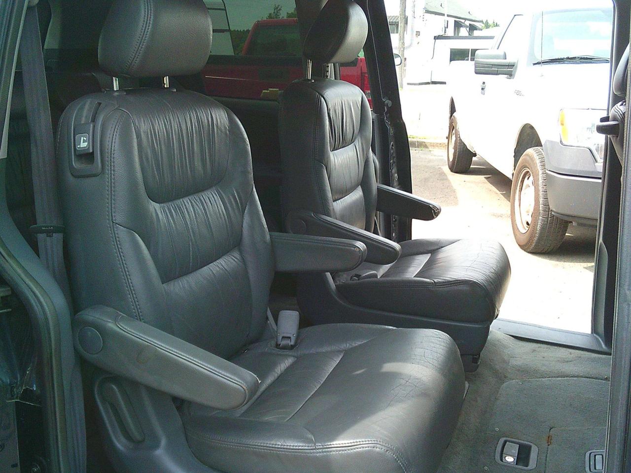 2006 Honda Odyssey EX-L Photo