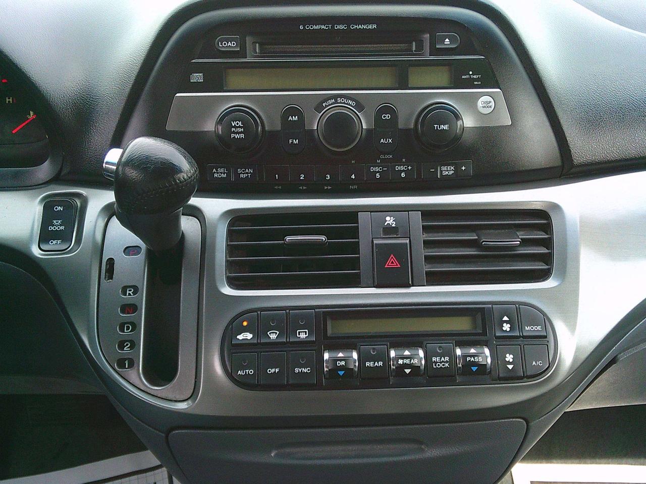 2006 Honda Odyssey EX-L Photo