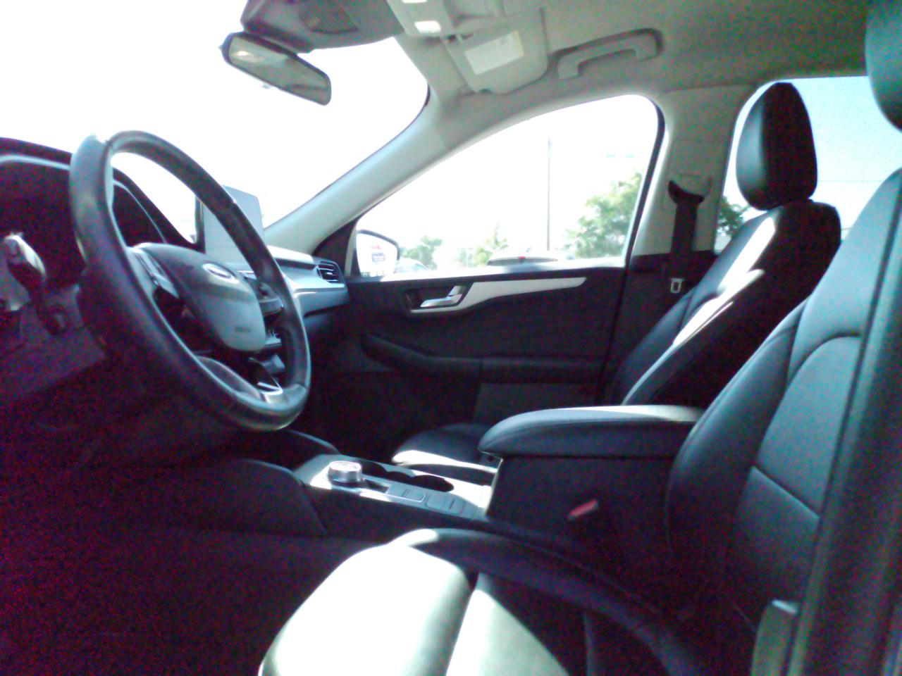 2022 Ford Escape SEL Photo