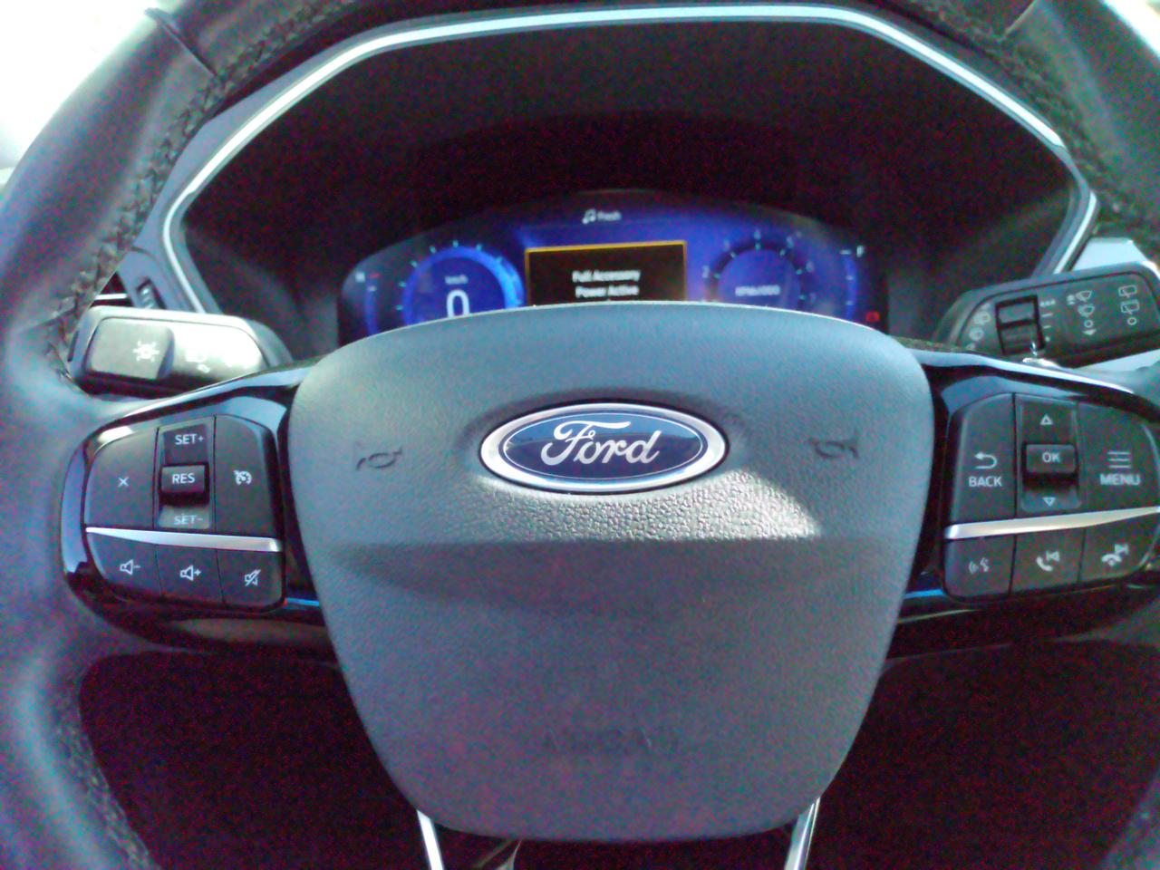 2022 Ford Escape SEL Photo
