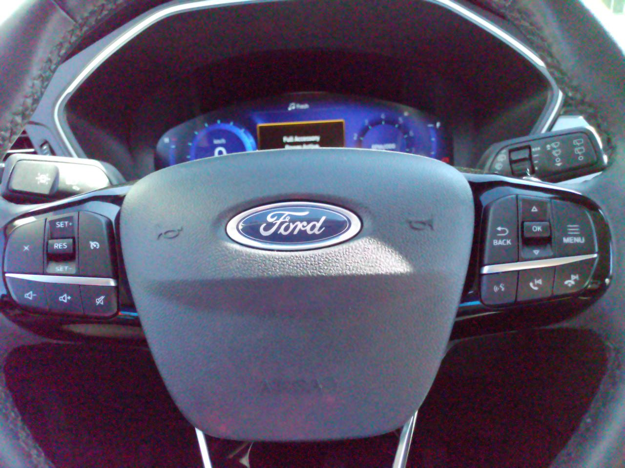 2022 Ford Escape SEL Photo