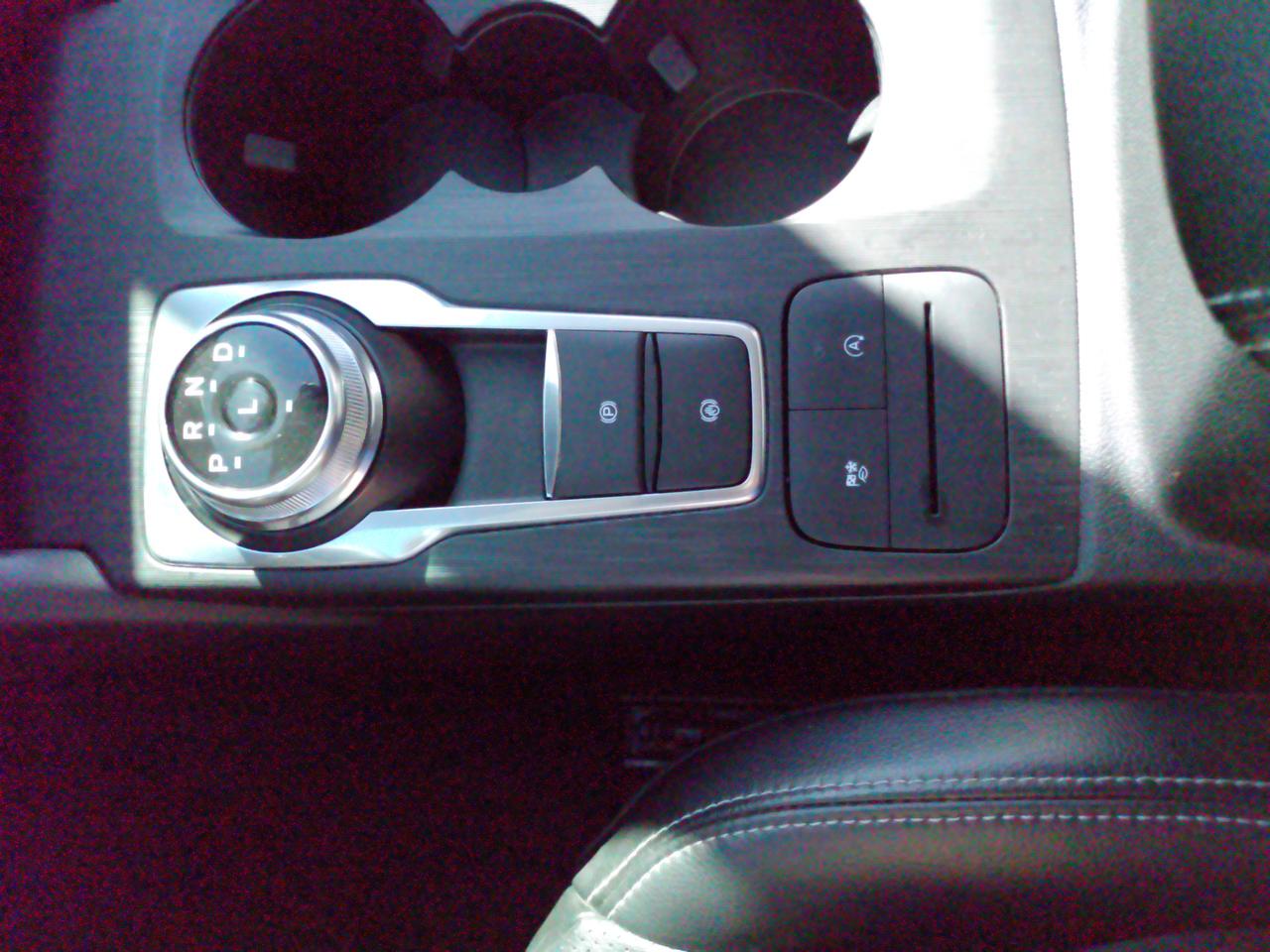 2022 Ford Escape SEL Photo