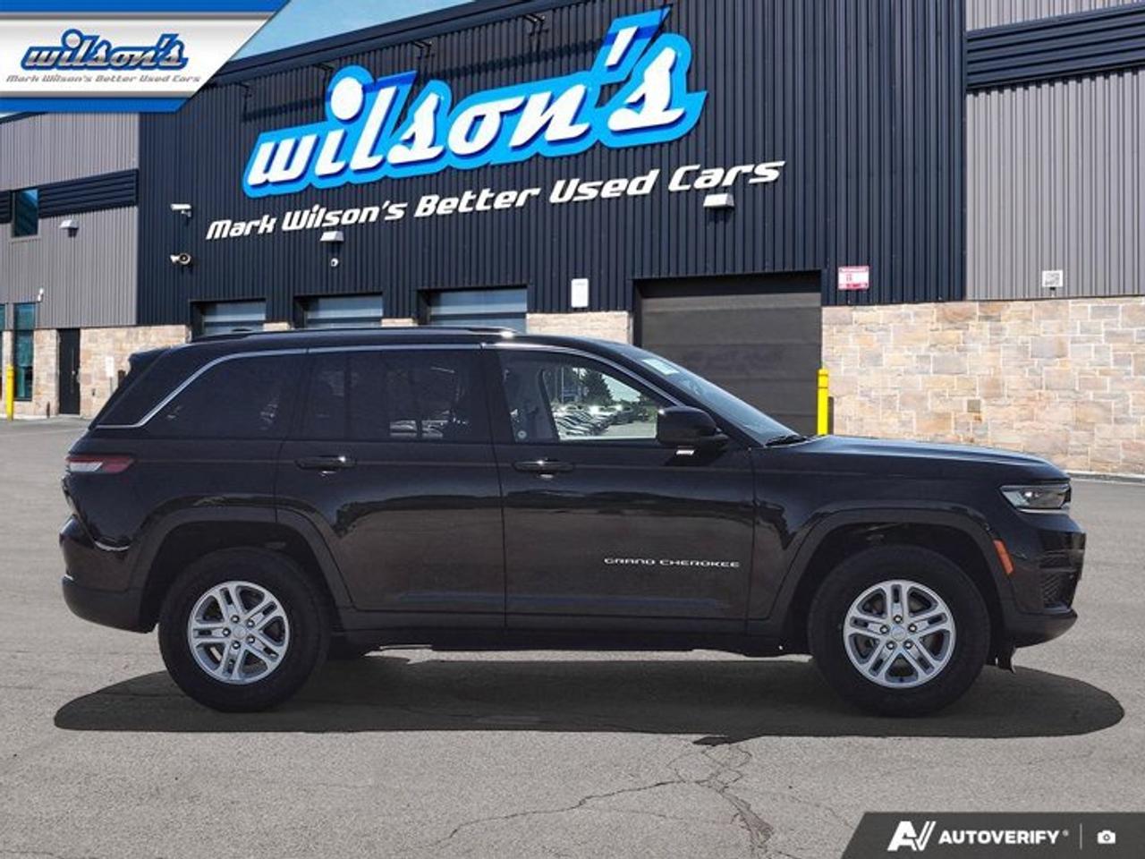 2023 Jeep Grand Cherokee Laredo 4x4 | Heated Seats + Steering | Adaptive Cruise | Blind Spot Monitor | Carplay & More ! Photo