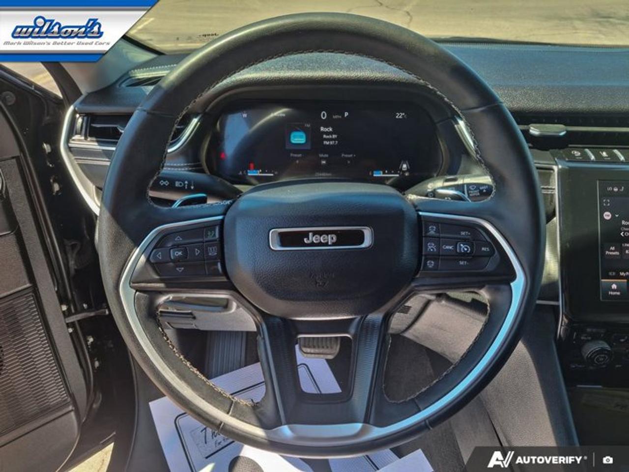 2023 Jeep Grand Cherokee Laredo 4x4 | Heated Seats + Steering | Adaptive Cruise | Blind Spot Monitor | Carplay & More ! Photo