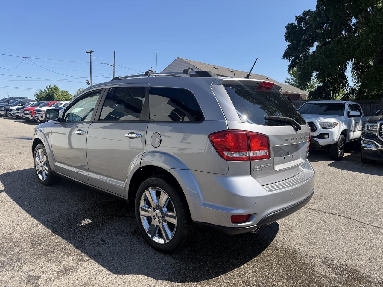2015 Dodge Journey R/T | AWD | V6 | DVD | 7 Passengers Photo4