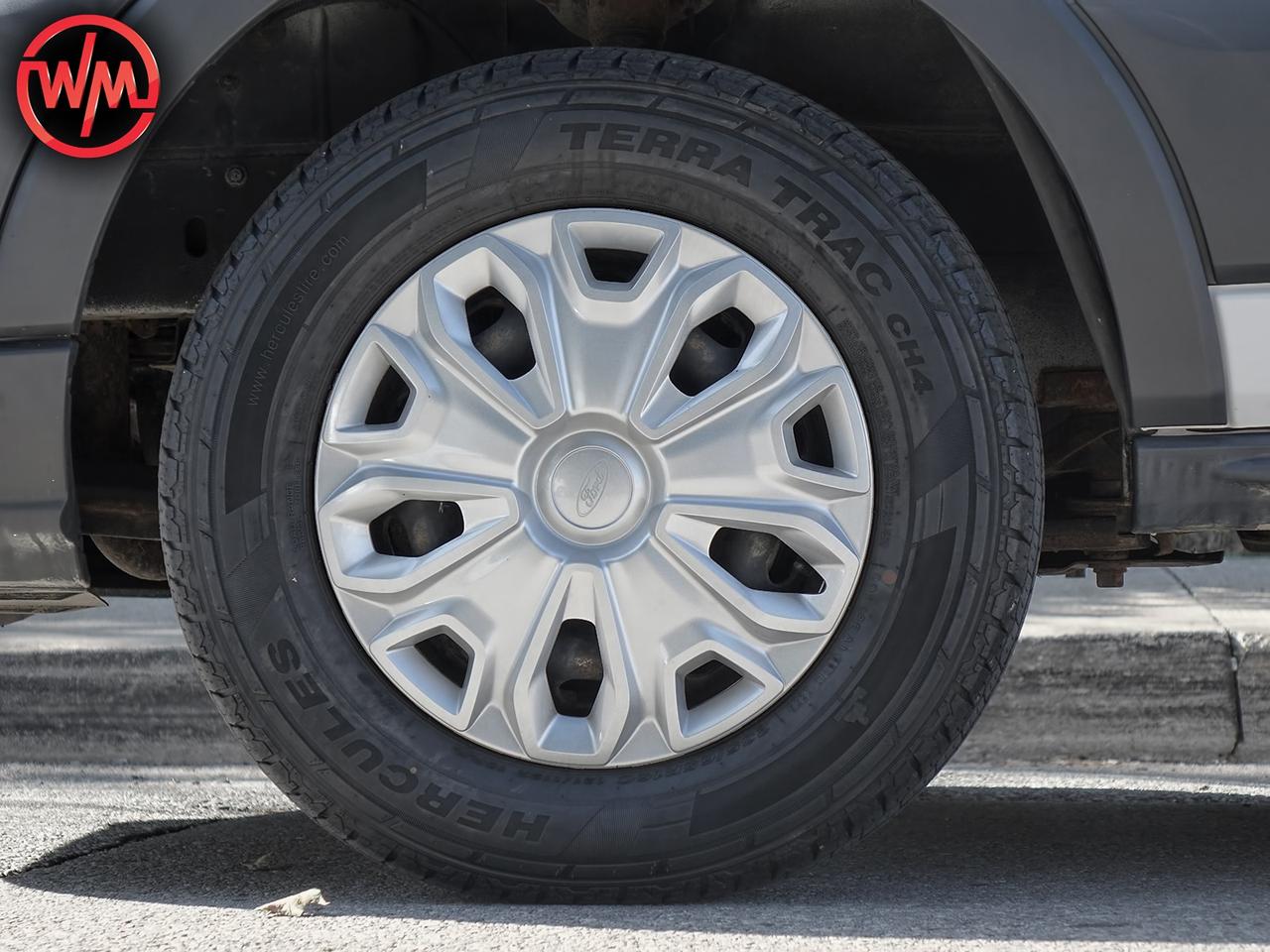 2018 Ford Transit 250 LOW ROOF*LOW KM*REVERSE CAMERA!! Photo