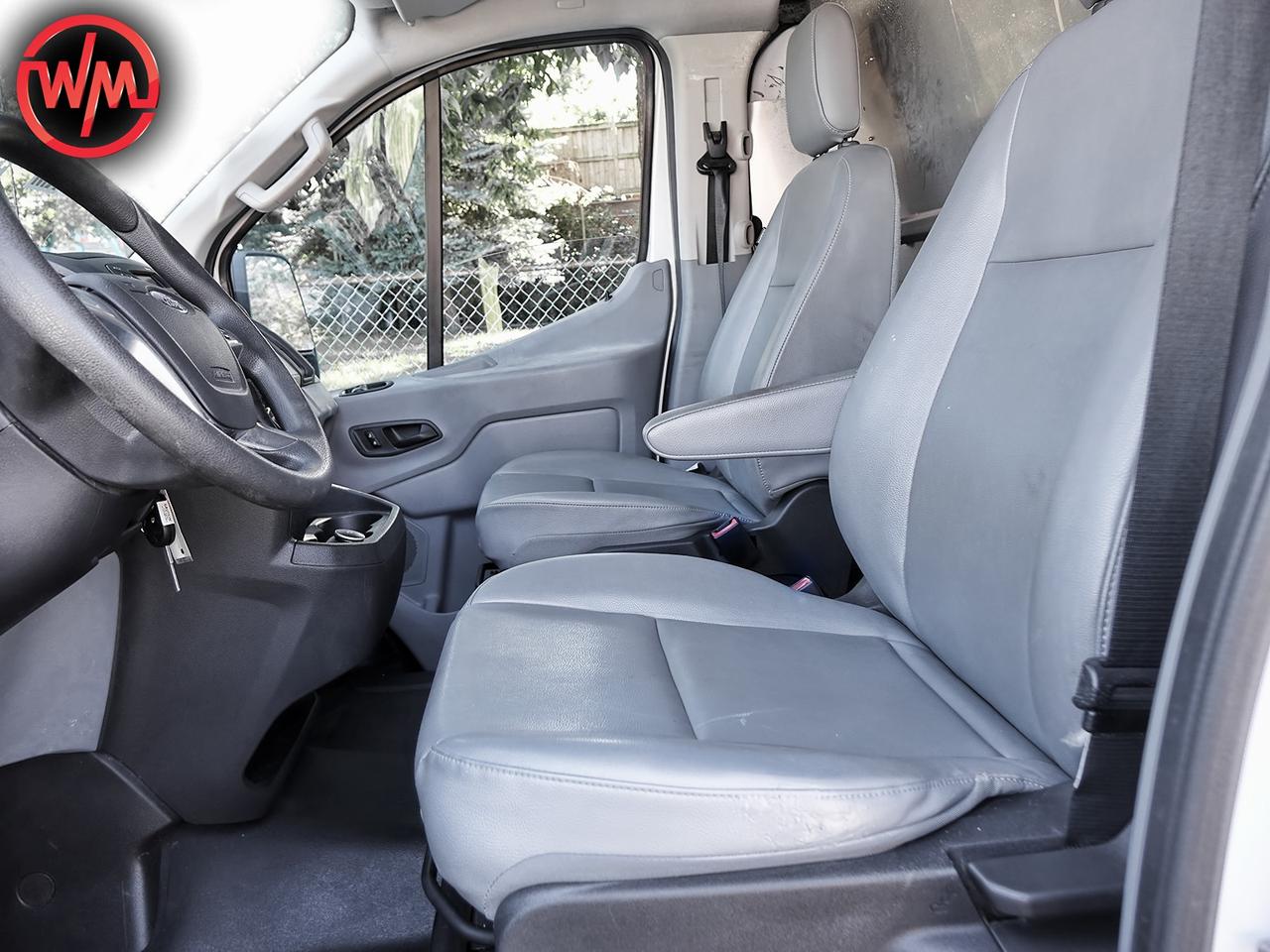 2018 Ford Transit 250 LOW ROOF*LOW KM*REVERSE CAMERA!! Photo