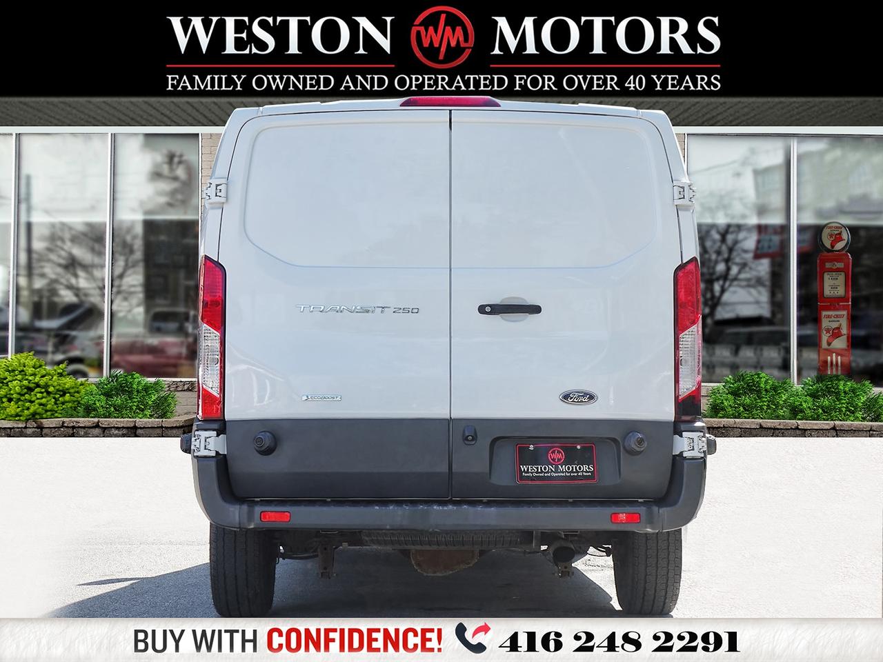 2018 Ford Transit 250 LOW ROOF*LOW KM*REVERSE CAMERA!! Photo