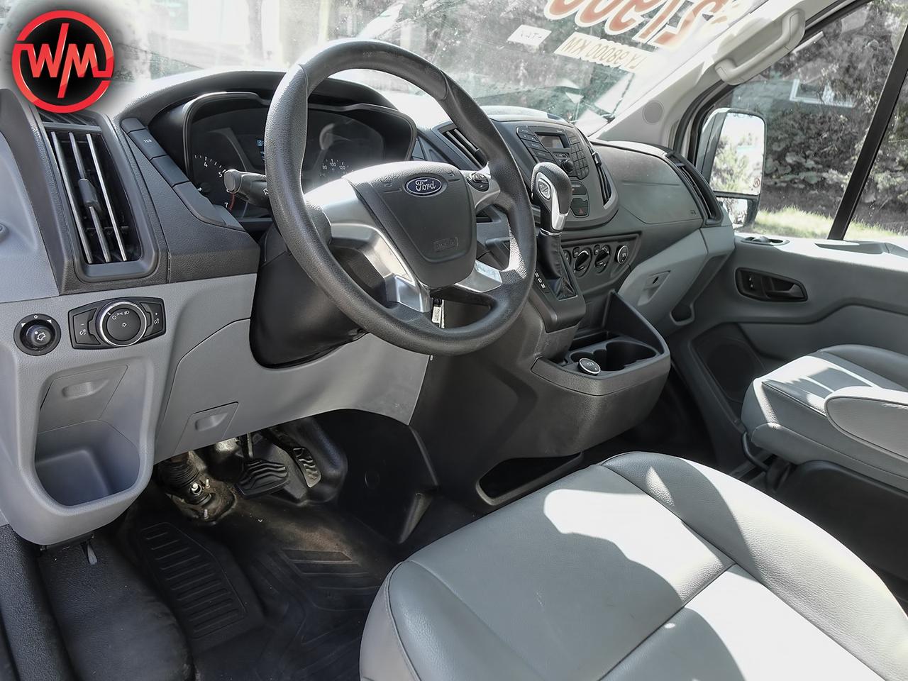 2018 Ford Transit 250 LOW ROOF*LOW KM*REVERSE CAMERA!! Photo