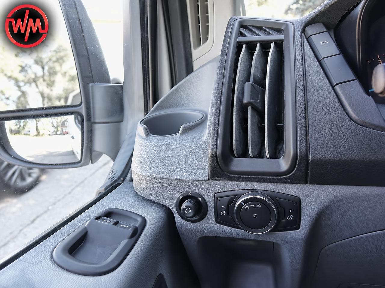 2018 Ford Transit 250 LOW ROOF*LOW KM*REVERSE CAMERA!! Photo